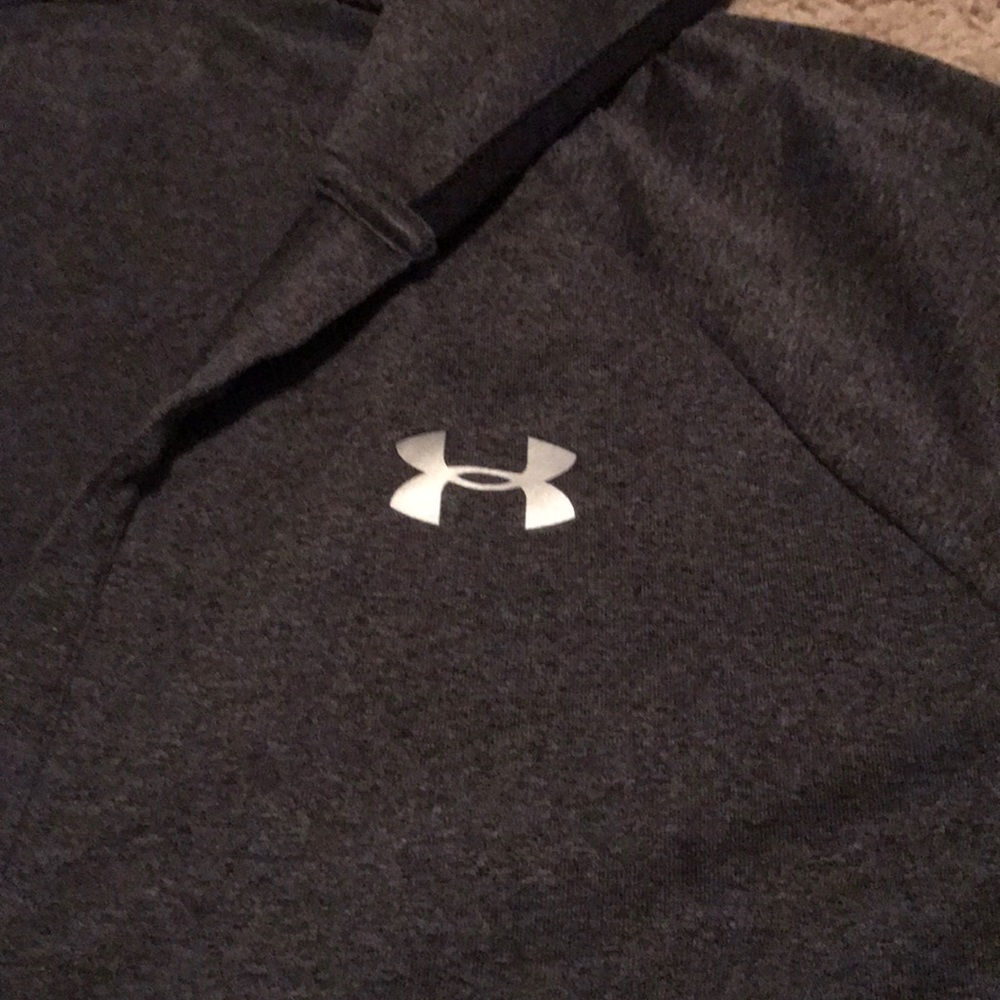 Under Armour pullover - Picture 2 of 3